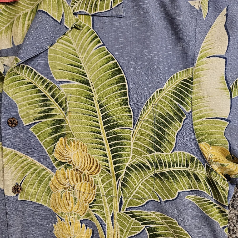 Tommy Bahama Hawaiian Aloha Men's Button-Up Shirt Size Large - Picture 10 of 15